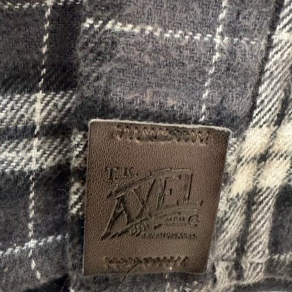 Axel Plaid Flannel Front Button Long Sleeve Shirt -NWOT-Large-missing 2 buttons - Picture 5 of 5